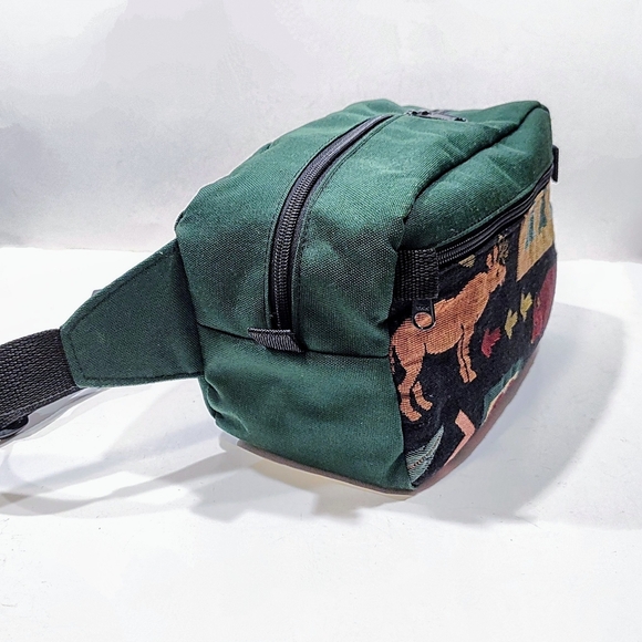 Vintage Fanny Waist Pack Crossbody Bag Green Cordura Moose Bear Tapestry Med Lrg - Picture 4 of 11